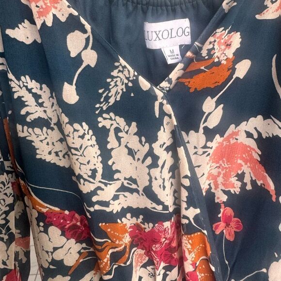 Luxology tiered maxi dress. Size medium. NWT. - Picture 3 of 8